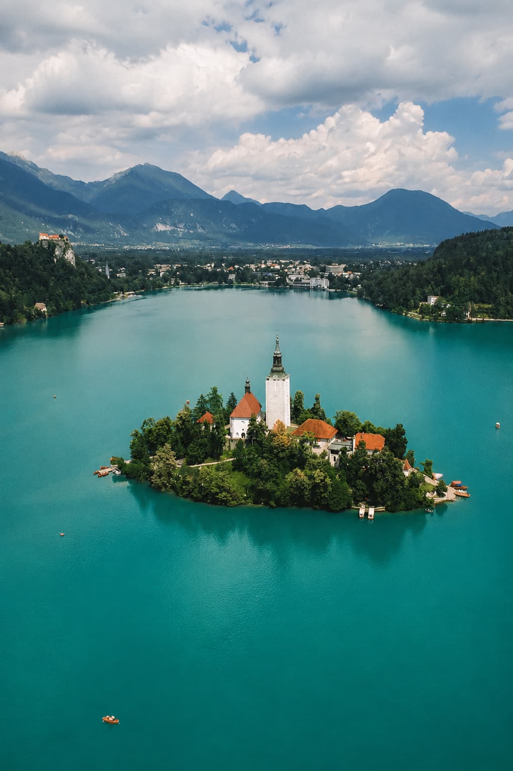 Lake Bled island church and castle, a famous Lake Como alternative in Slovenia